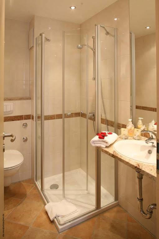 Landhotel-gasthof Gruener Baum 3*