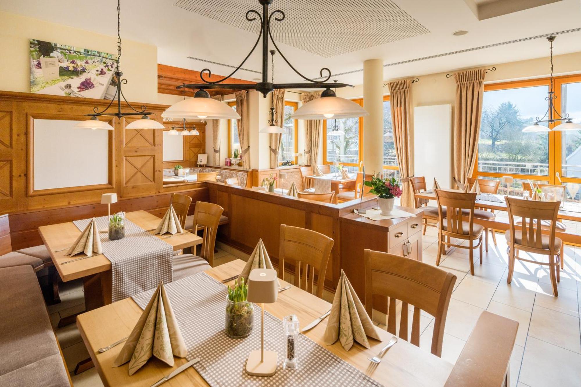 Landhotel-gasthof Grüner Baum Hotel 3*